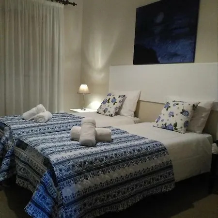 Lagoa's House בית נופש *