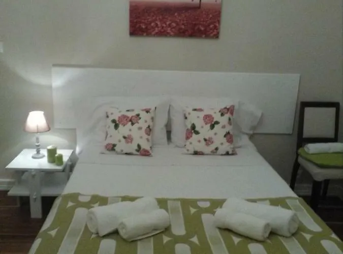 Lagoa's House בית נופש